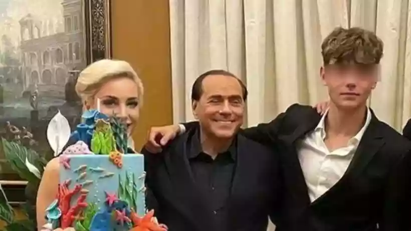 Ingrandisci questa immagine