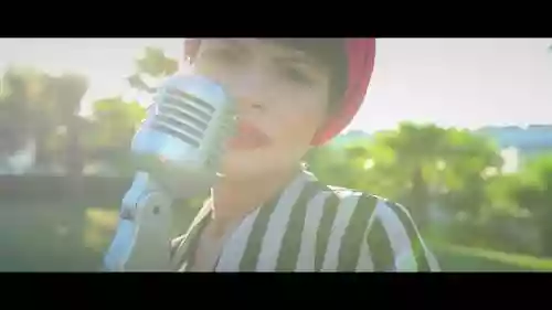 Cover di "Amarsi un po' "