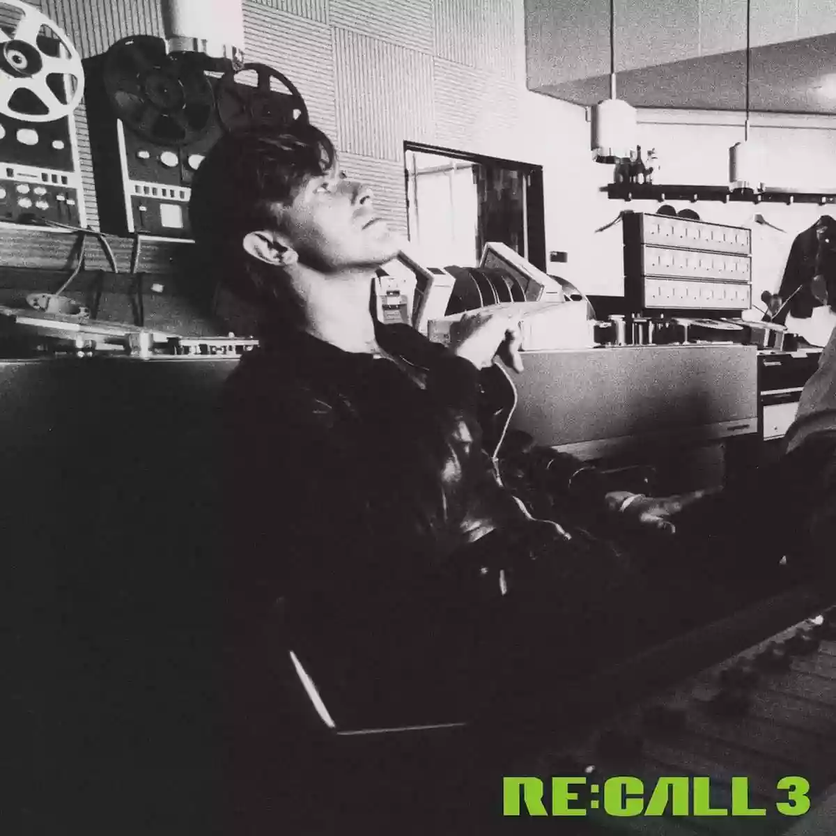 David Bowie: Re:Call